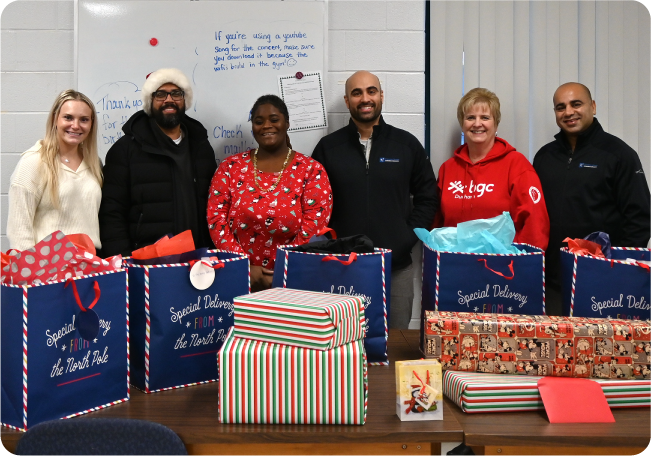 Photo-Giving-Back-Perseus-01